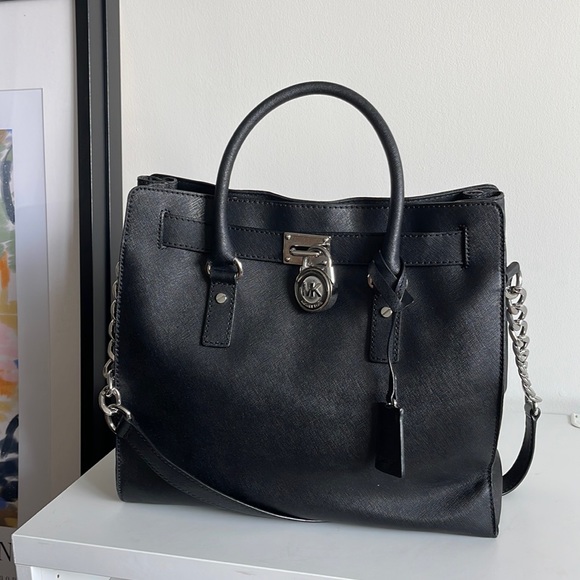 Large Hamilton Bag | Micheal Kors - Picture 1 of 5